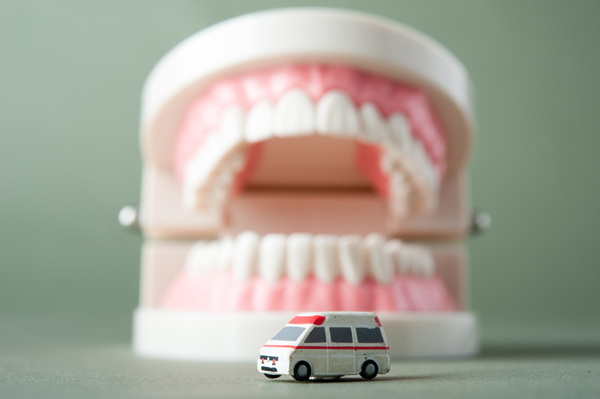 When A Tooth Abscess Is A Dental Emergency